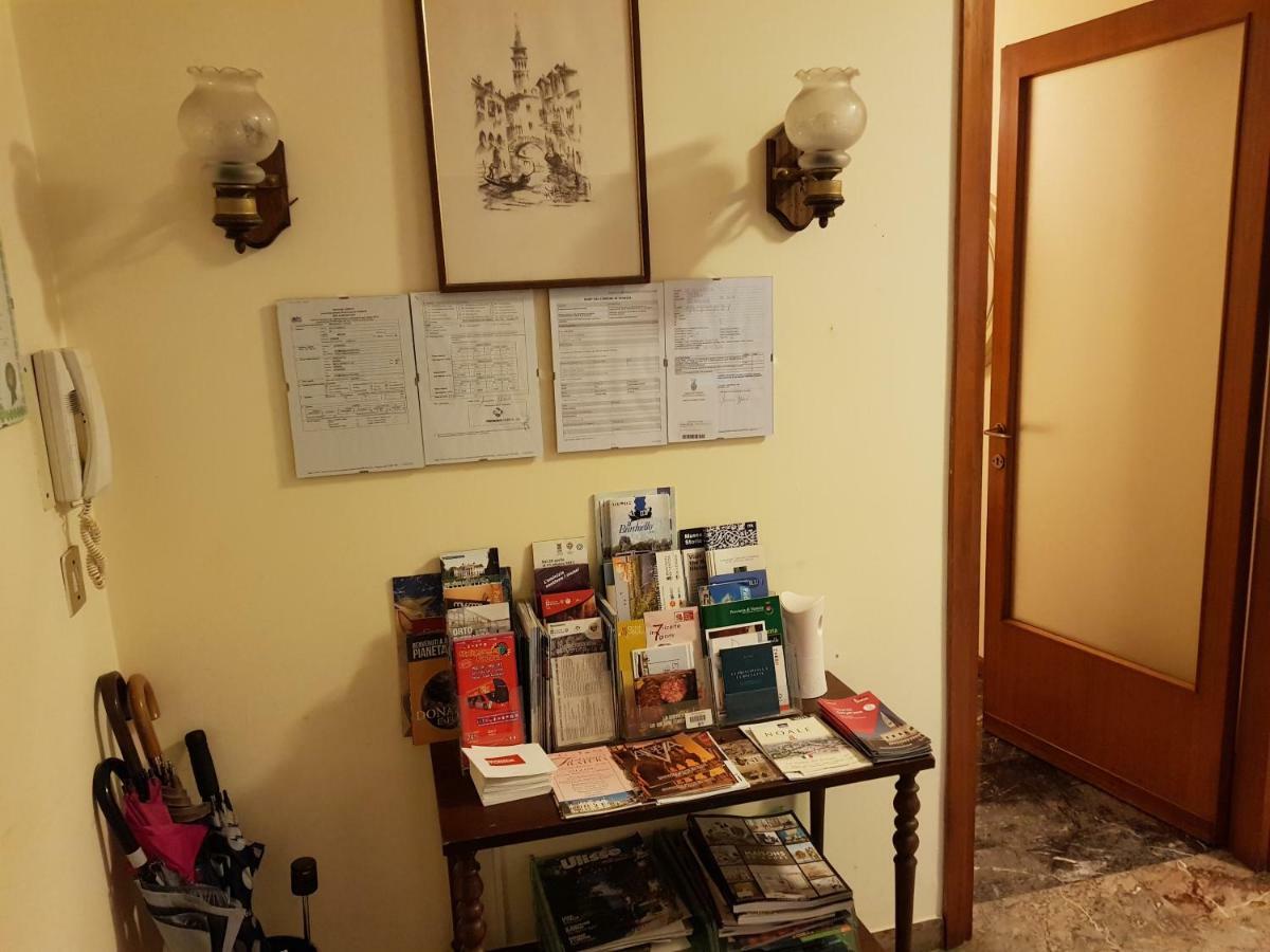 B&B Magica Venezia Mestre Buitenkant foto